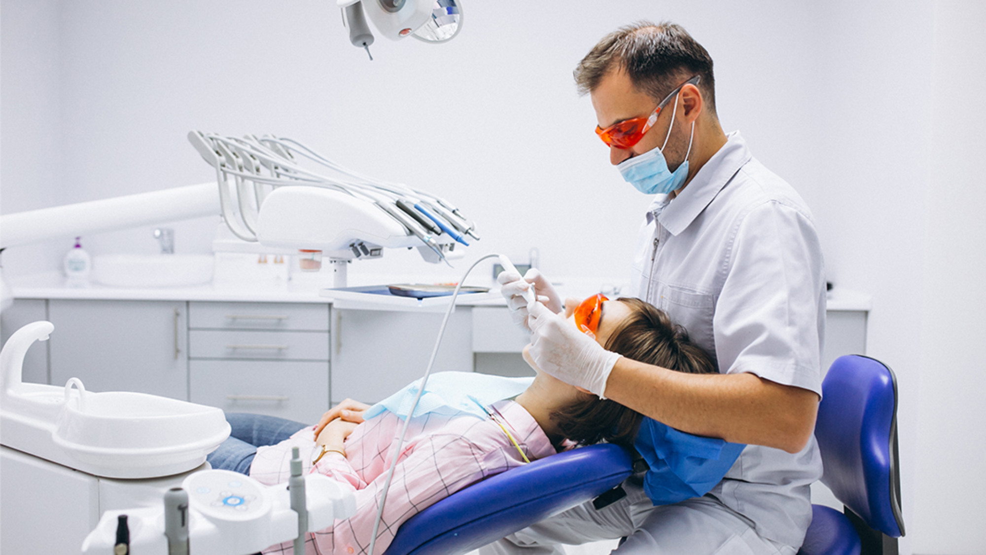 woman-patient-dentist